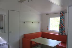 thumbnail: Interior detail