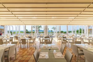 thumbnail: Restaurant