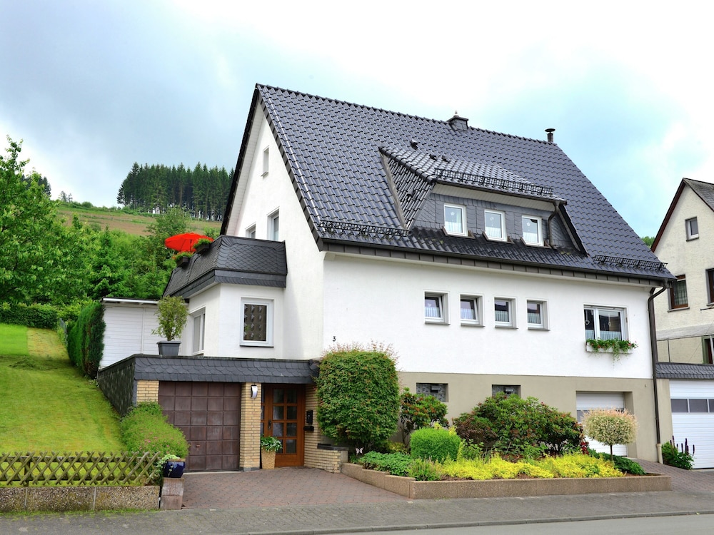 Primary image