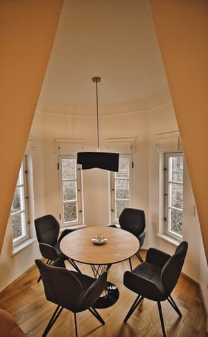 thumbnail: Dining