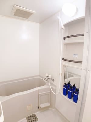 thumbnail: Bathroom