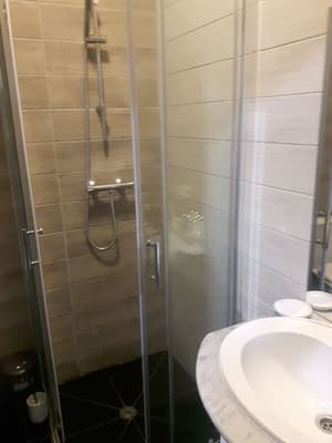 thumbnail: Bathroom shower