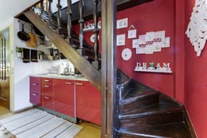 thumbnail: Staircase