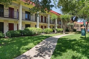 thumbnail: Exterior