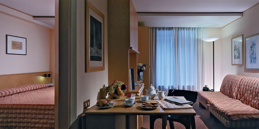 Restaurant-cafeteria
