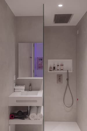 thumbnail: Bathroom