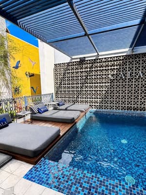 thumbnail: Pool