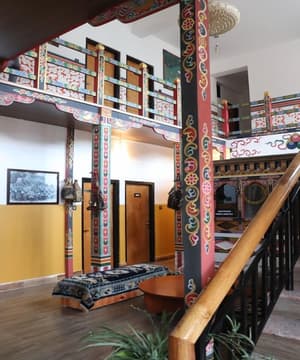 thumbnail: Interior
