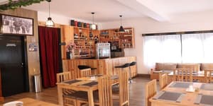 thumbnail: Bar (on property)