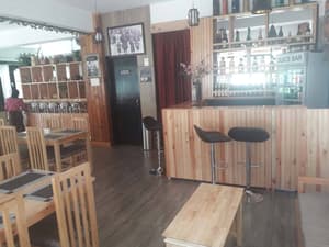 thumbnail: Breakfast area