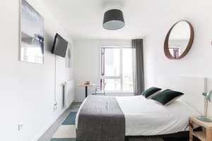 thumbnail: Room