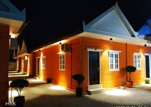 thumbnail: Exterior