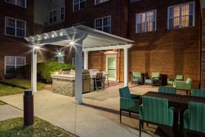 thumbnail: Terrace/patio