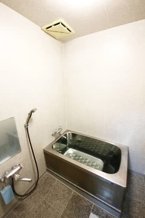 thumbnail: Bathroom