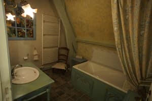 thumbnail: Bathroom