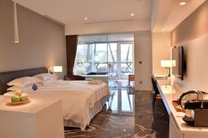 thumbnail: Interior