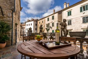 thumbnail: Terrace/patio