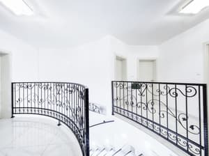 thumbnail: Staircase