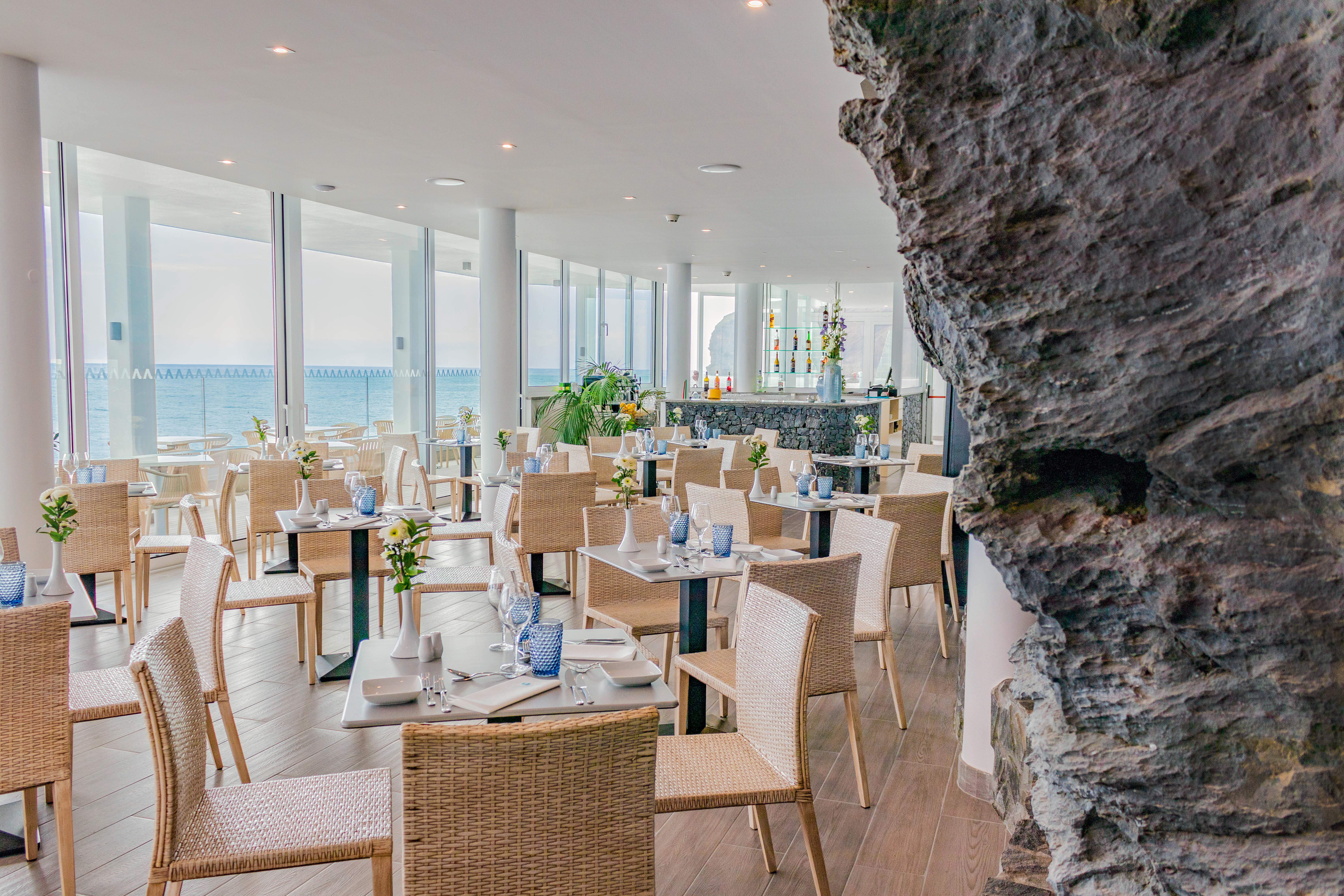 Restaurant-cafeteria