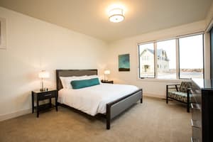 thumbnail: 5 bedrooms with various layouts