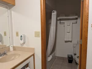 thumbnail: Bathroom