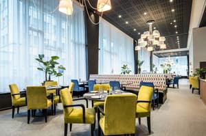 thumbnail: Restaurant