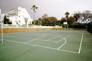 thumbnail: Tennis court