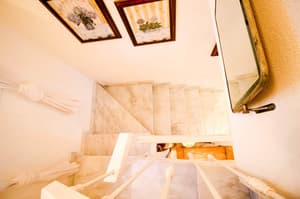 thumbnail: Staircase