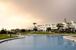 thumbnail: Exterior detail