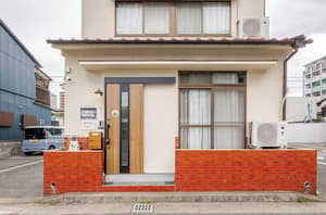 thumbnail: Exterior