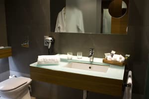 thumbnail: Bathroom