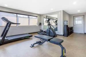 thumbnail: Indoor/Interior,On-Site,Lobby