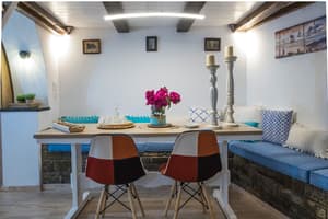 thumbnail: In-room dining