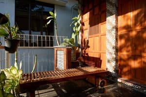 thumbnail: Exterior