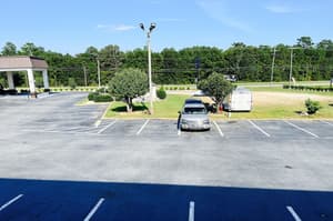 thumbnail: Parking
