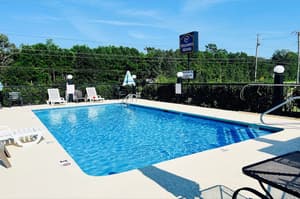 thumbnail: Outdoor pool