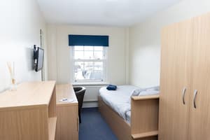 thumbnail: Room