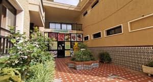 thumbnail: Courtyard view