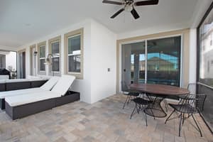 thumbnail: Interior