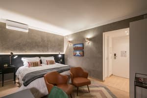 thumbnail: Room