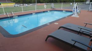 thumbnail: Outdoor pool