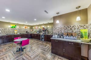 thumbnail: Breakfast area
