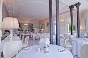 thumbnail: Breakfast area