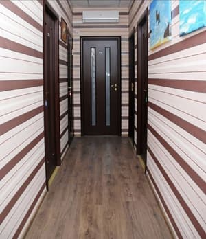 thumbnail: Hallway