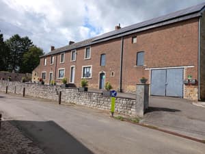 thumbnail: Exterior