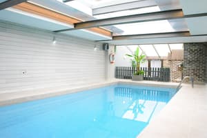 thumbnail: Pool