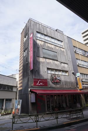 thumbnail: Exterior