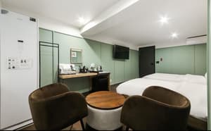 thumbnail: Room