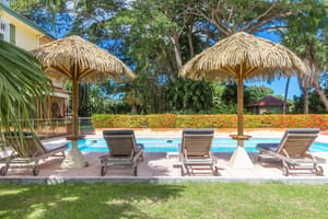 thumbnail: Front of property