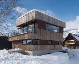 thumbnail: Exterior